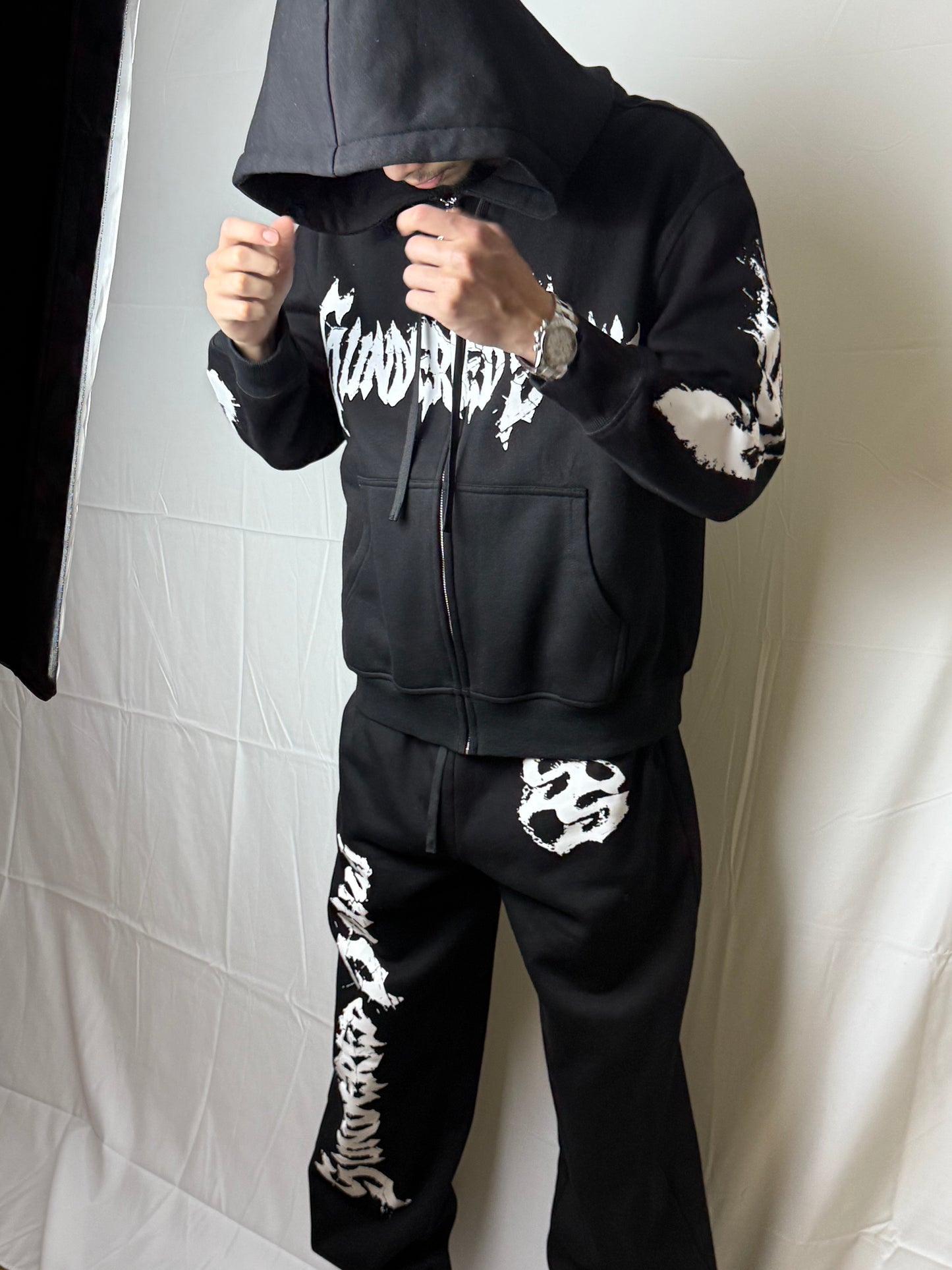 SS BLACK SWEATSUIT